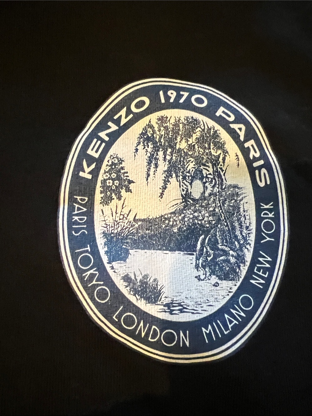 Kenzo Black Hoodie with chest and back print. - Picture 2 of 4
